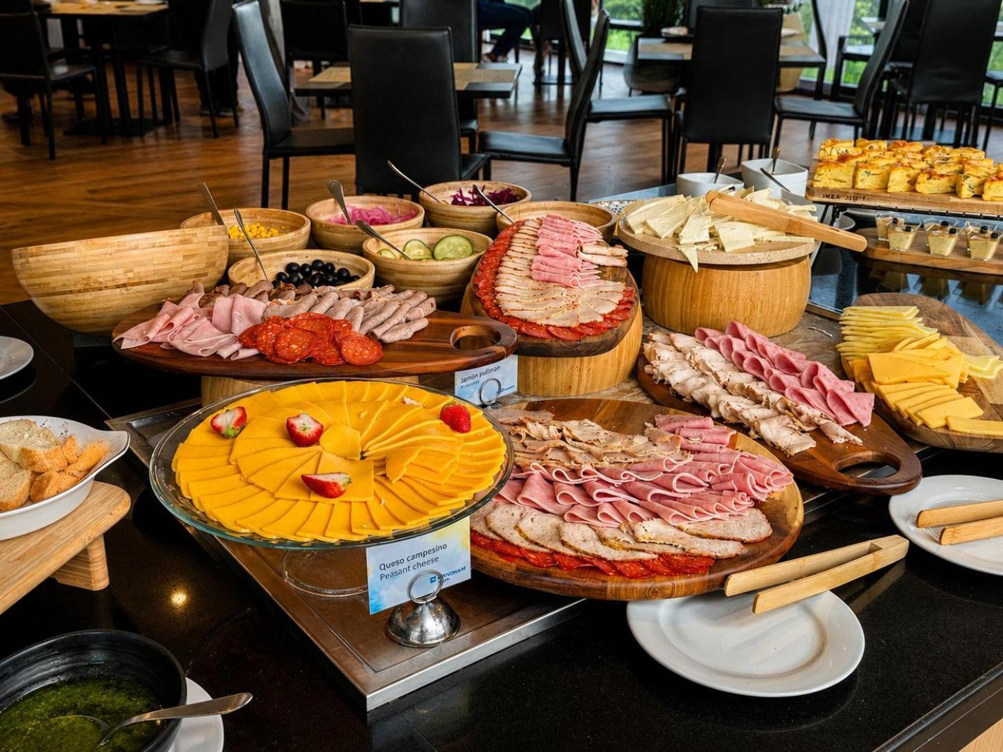 Wyndham Bogota — Photos 1